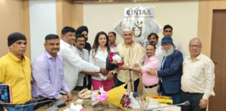 Poonam Dhillon Unites Media and Artists at New Year 2026 Calendar Launch A powerful convergence of media and artists with Poonam Dhillon.