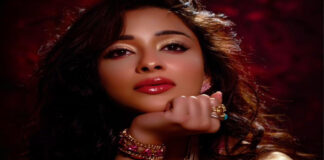 Naira M Banerjee’s bold style has raised the internet’s temperature.
